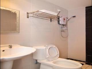 Rose Cottage Hotel Taman Impian Senai Джохор-Бару Екстер'єр фото